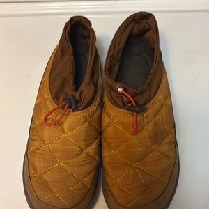 Women's Chaco Ramble Puff Cinch